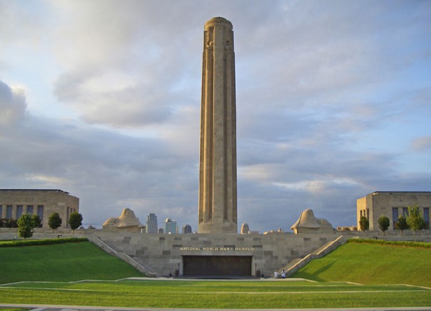 800px-Liberty_Memorial_2008